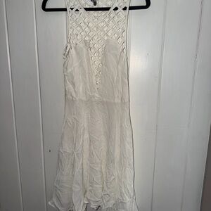 Chic White Sleeveless Midi Dress